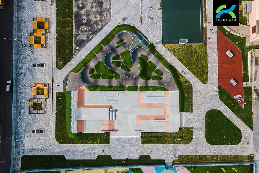 Tosno skatepark